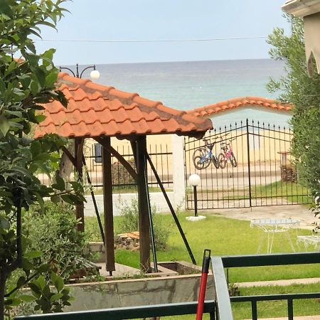 Thea Sea Apartment Неа-Муданья Экстерьер фото